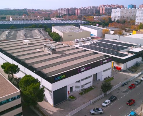 naves rehabilitadas por Onilsa en Alcorcón para Vadefarma